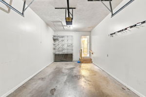  Photo 32