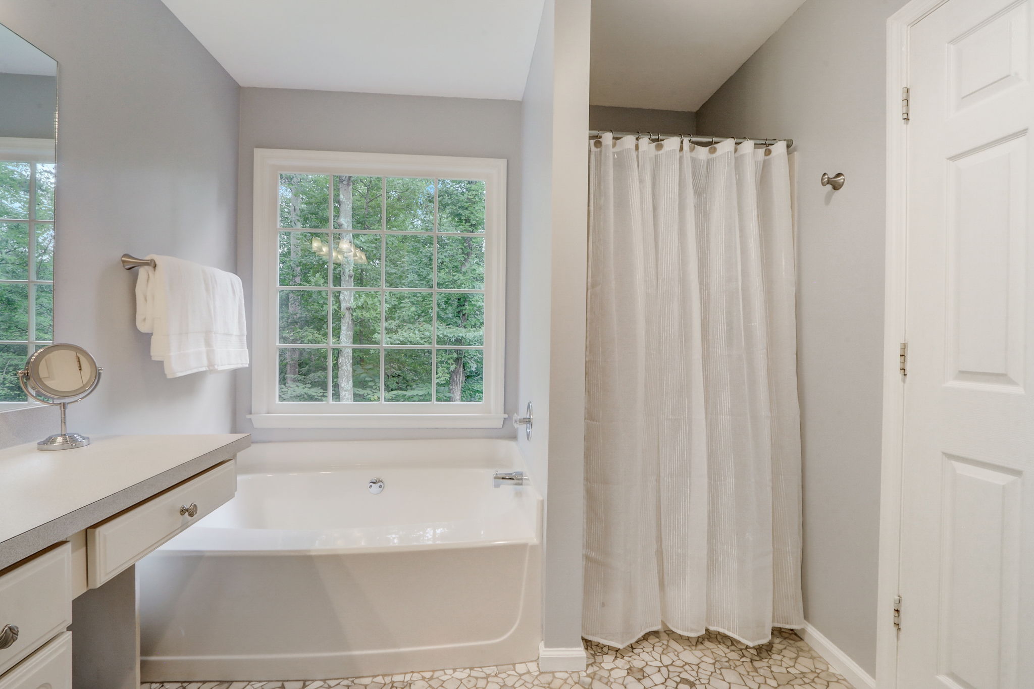 Presidential Dr -035