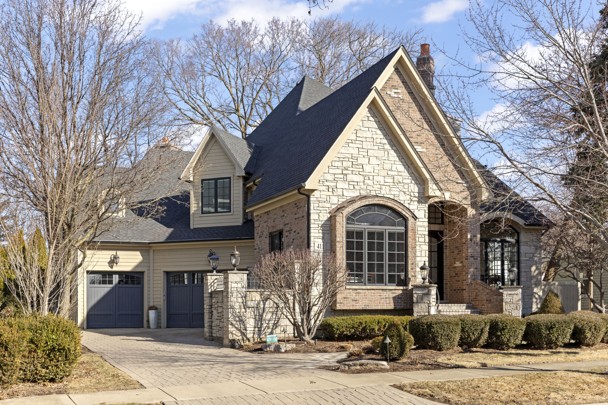 411 W Jefferson Ave, Naperville, IL