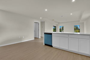 Kitchen w/ Enough Room For Auxiliary Island