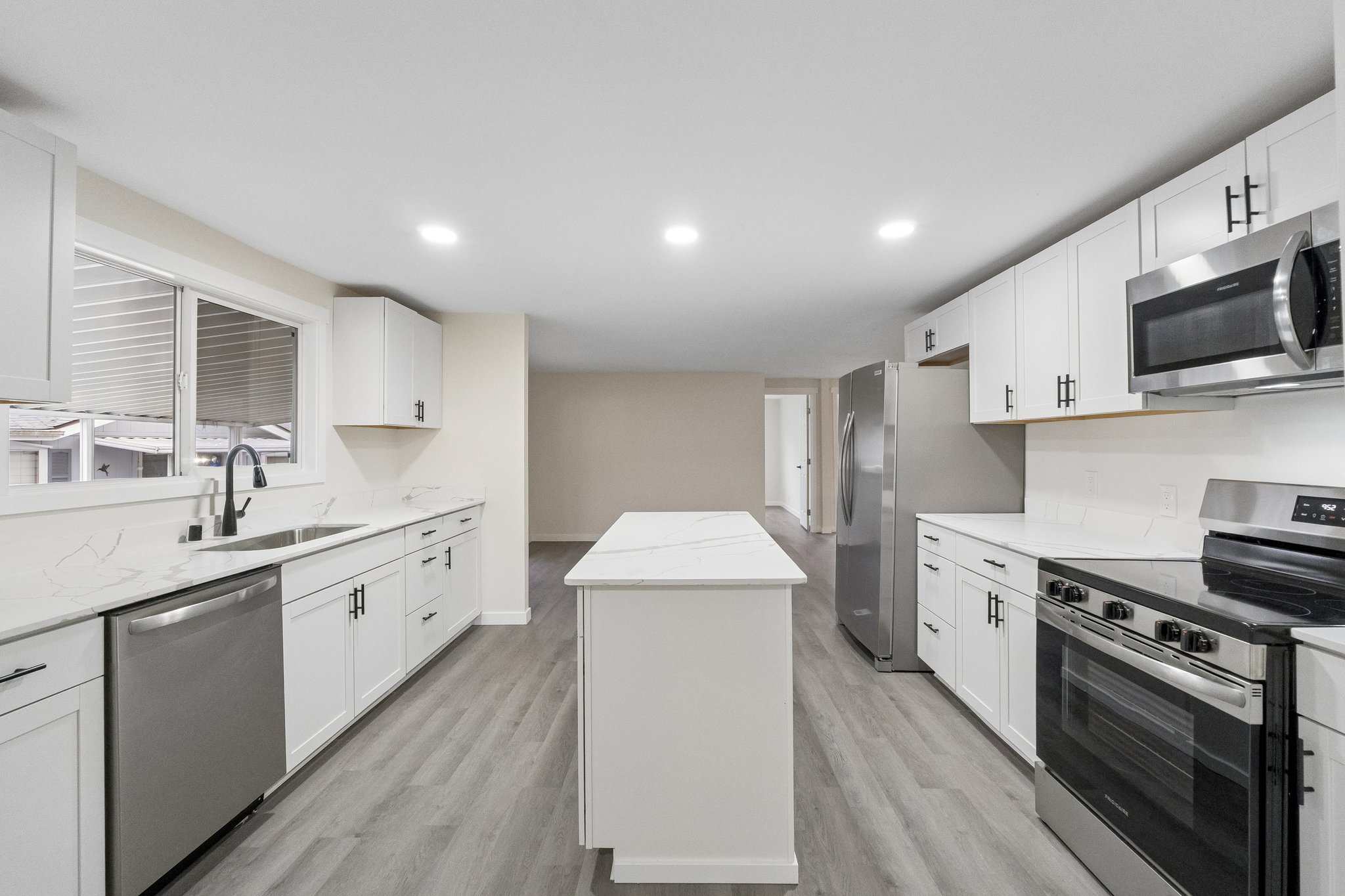 164th St SW 12-S2710-007.jpg