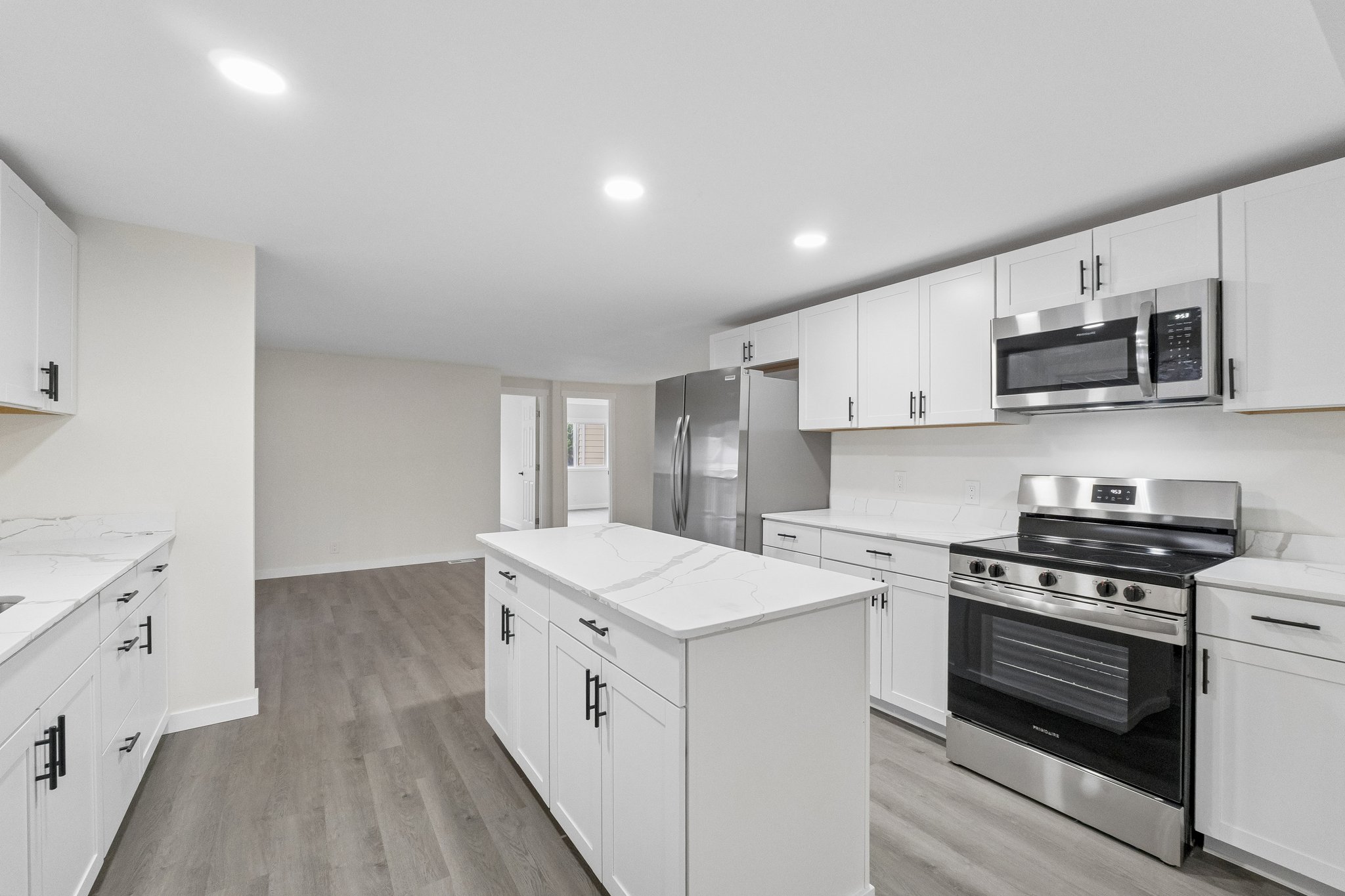164th St SW 12-S2710-009.jpg