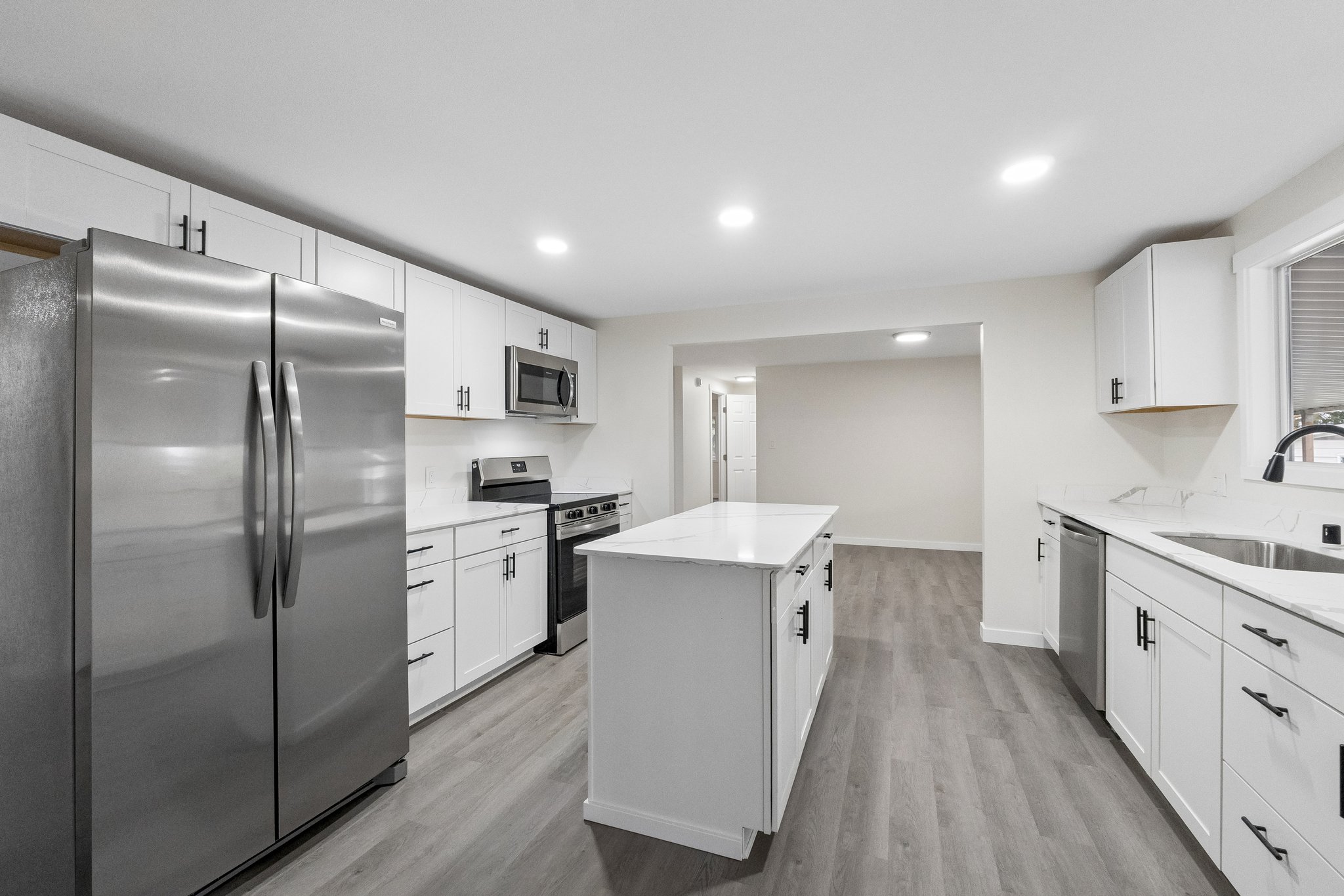 164th St SW 12-S2710-010.jpg
