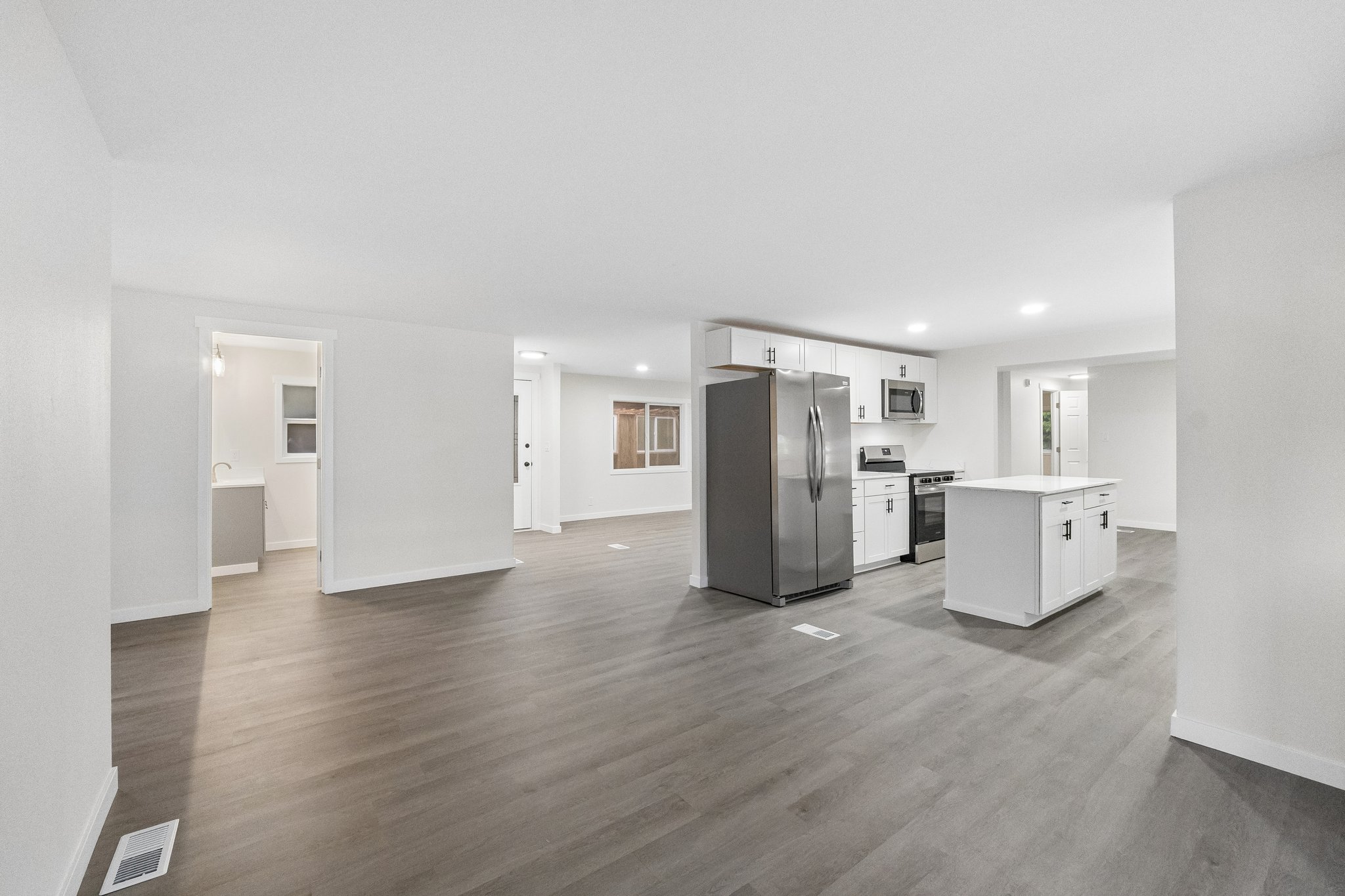 164th St SW 12-S2710-011.jpg
