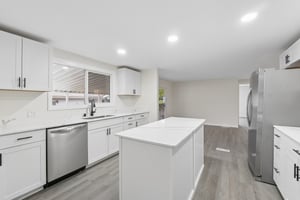 164th St SW 12-S2710-008.jpg