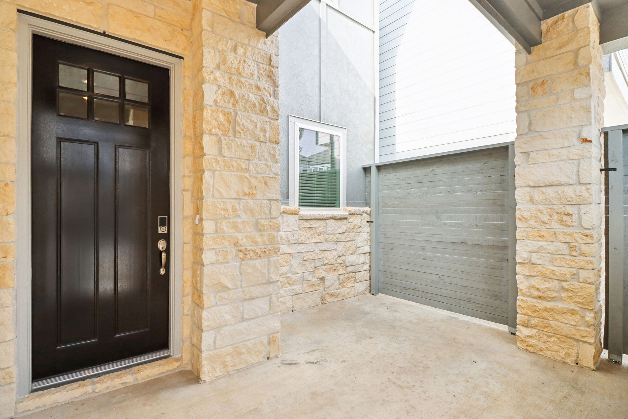 Houston - Spring Brook Village - 4111 Farm Hollow St, Houston, TX 77080 - 004