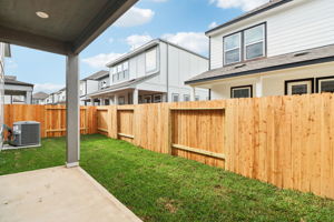 Houston - Spring Brook Village - 4111 Farm Hollow St, Houston, TX 77080 - 035