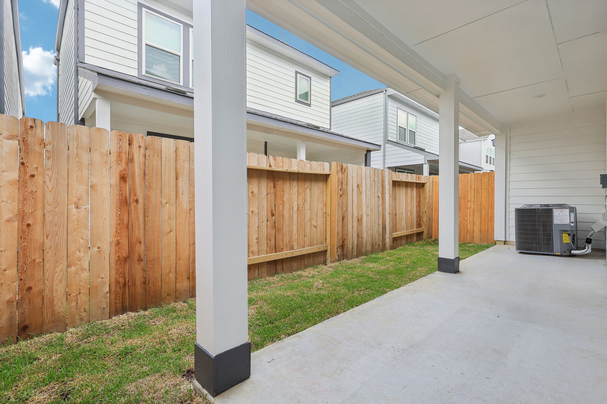 Houston - Spring Brook Village - 4111 Glowing Hearth Dr Houston TX 77080 - 028