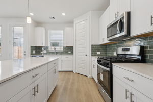 Houston - Spring Brook Village - 4111 Glowing Hearth Dr Houston TX 77080 - 011