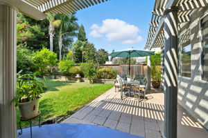  Photo 44