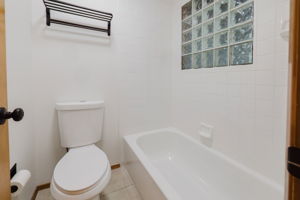  Photo 35