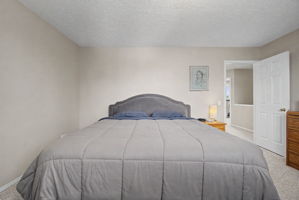  Photo 37