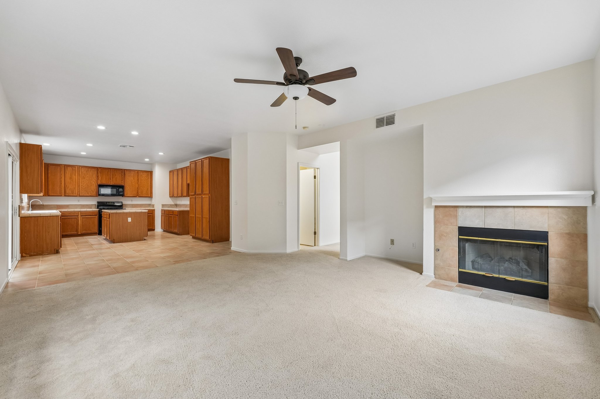 - 4113 Cedar Creek Ct-S0309-021.jpg