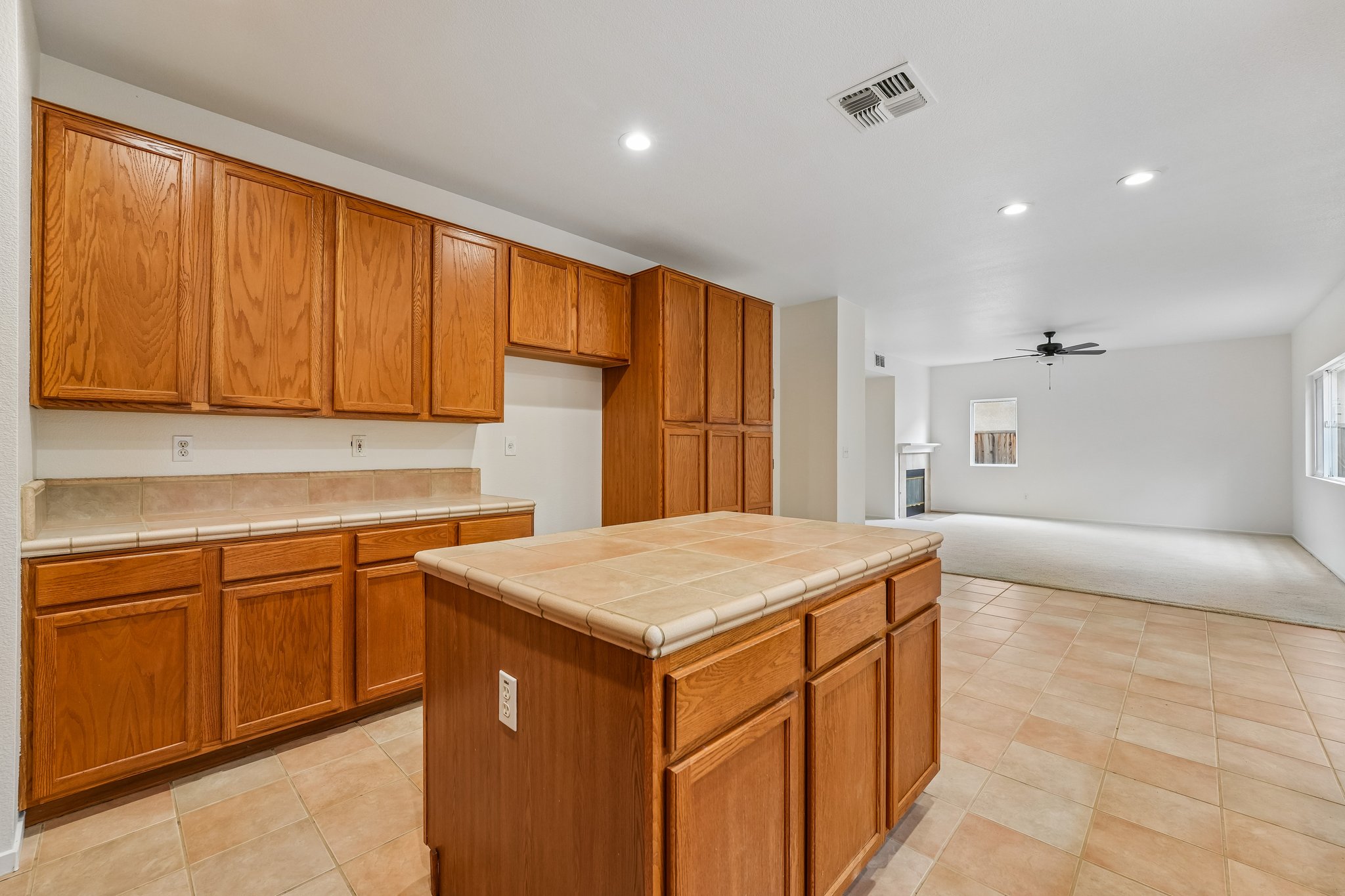 - 4113 Cedar Creek Ct-S0309-031.jpg
