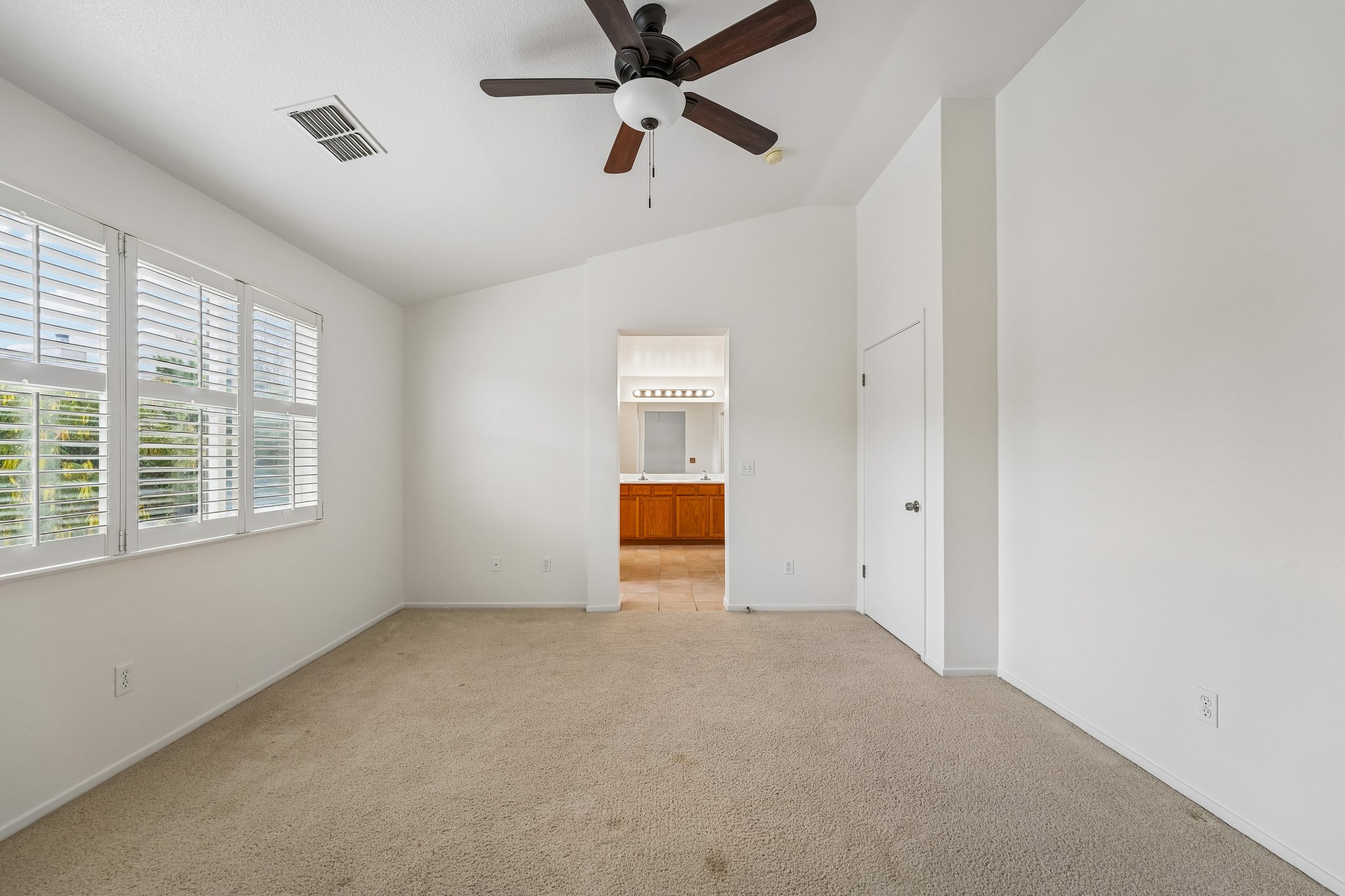 - 4113 Cedar Creek Ct-S0309-058.jpg
