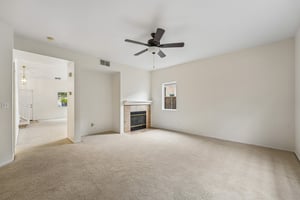 - 4113 Cedar Creek Ct-S0309-019.jpg