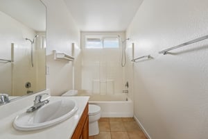 - 4113 Cedar Creek Ct-S0309-041.jpg
