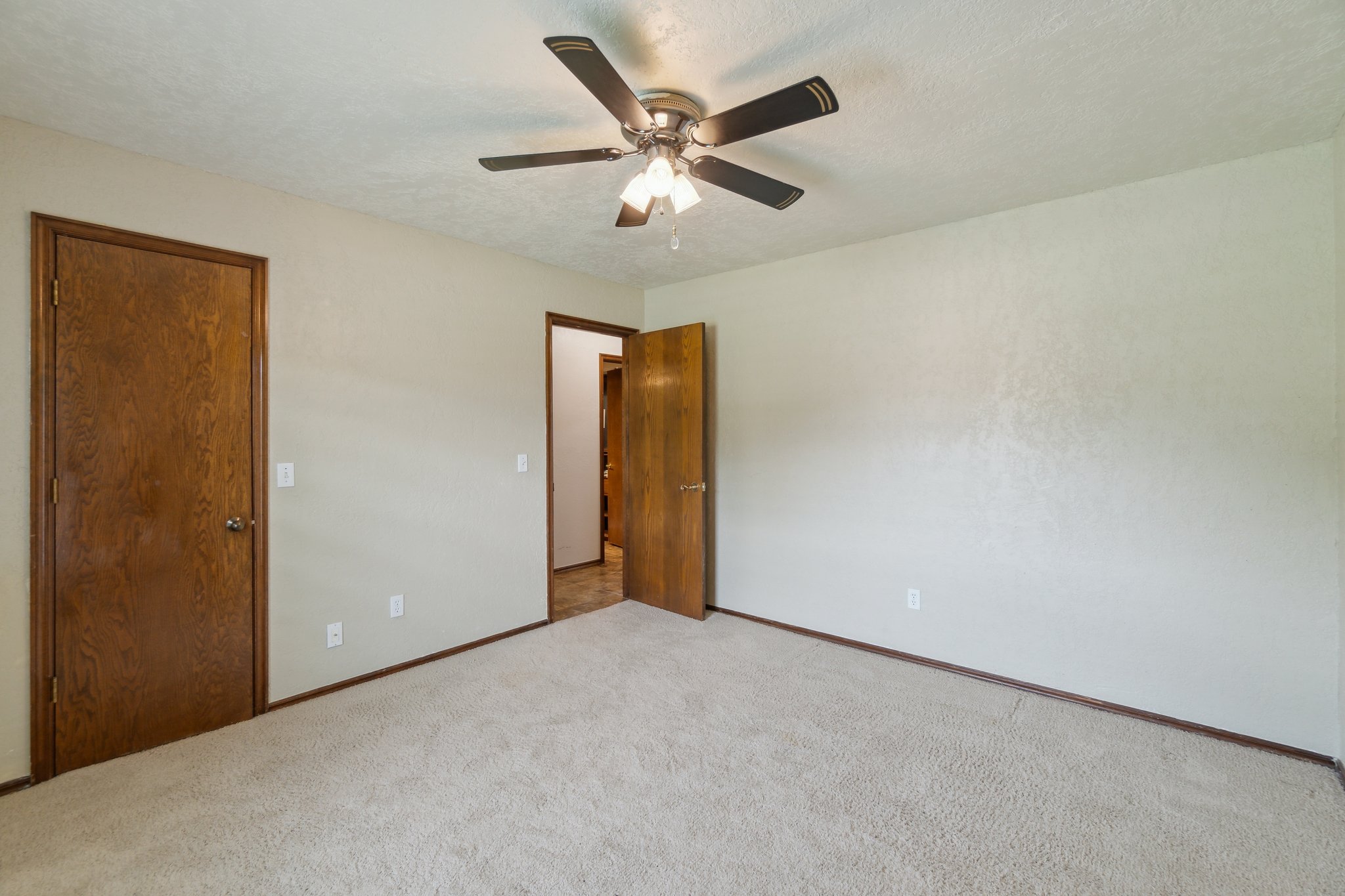 4113 Old Farm Rd_037.jpg