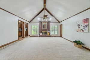 4113 Old Farm Rd_017.jpg