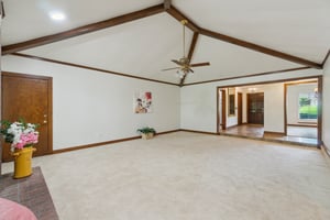 4113 Old Farm Rd_019.jpg