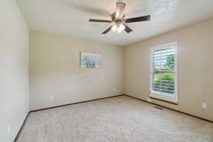 4113 Old Farm Rd_036.jpg