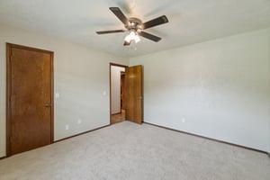 4113 Old Farm Rd_037.jpg
