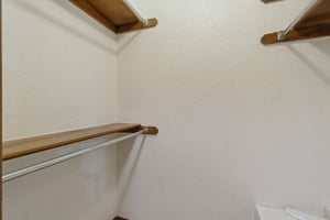 4113 Old Farm Rd_046.jpg