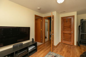 25-Family Room