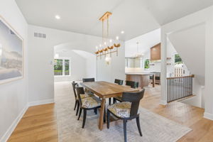  Photo 73