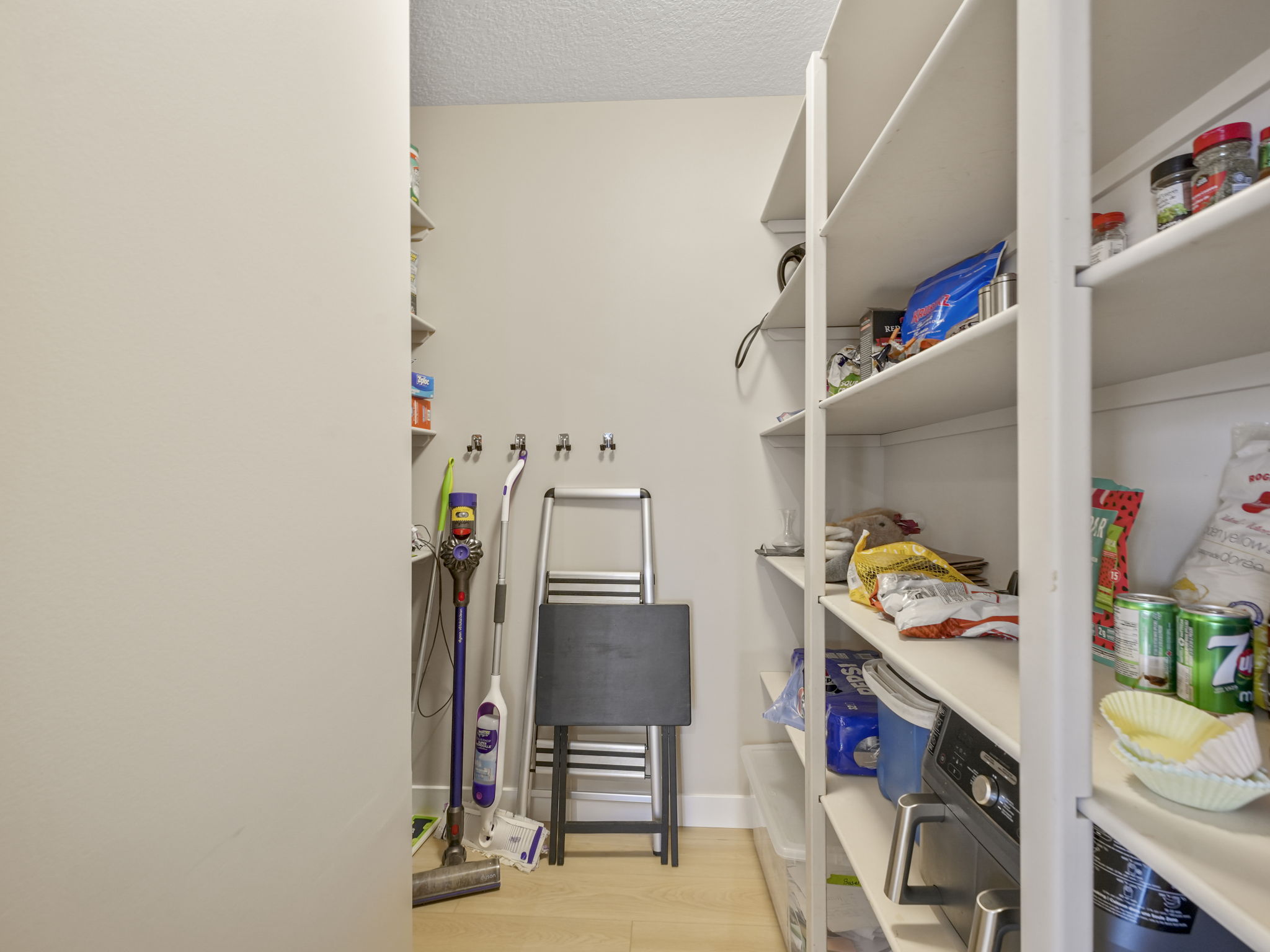  Photo 47