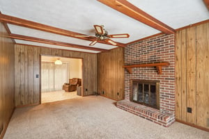 Family Room; view to breakfast