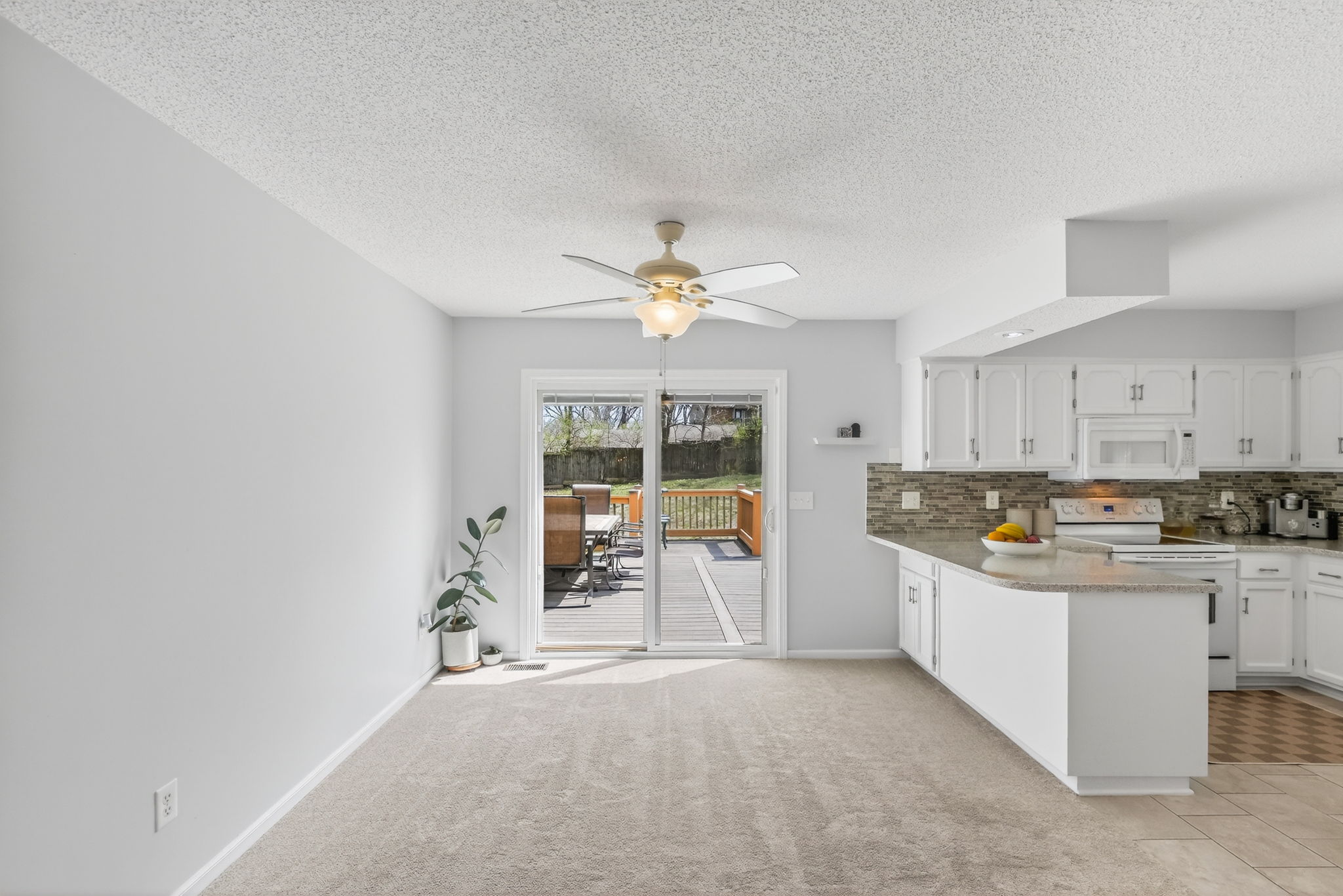 4115 N Troost Ave-013