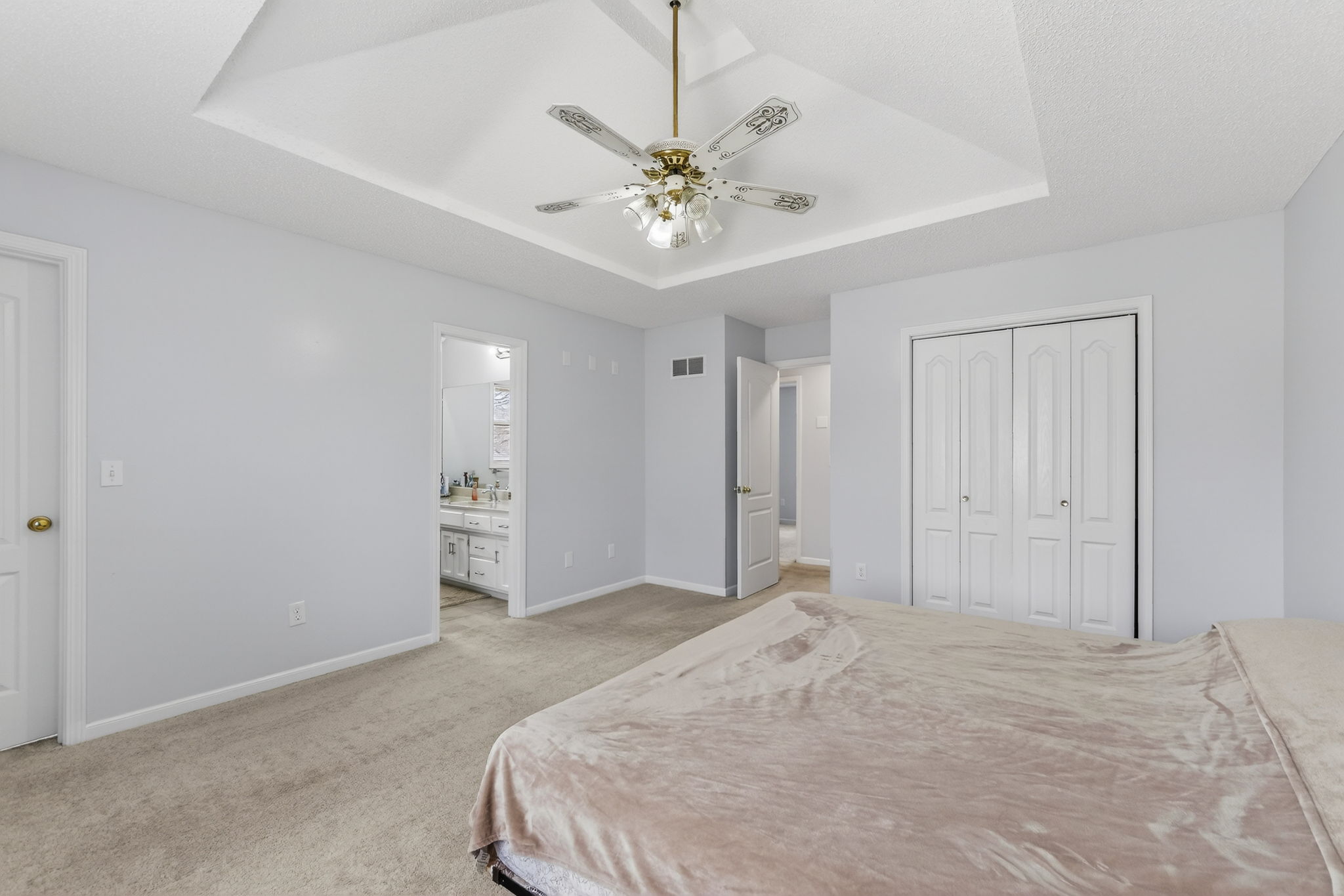 4115 N Troost Ave-019