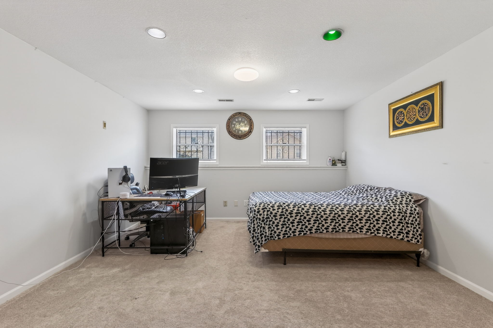 4115 N Troost Ave-029