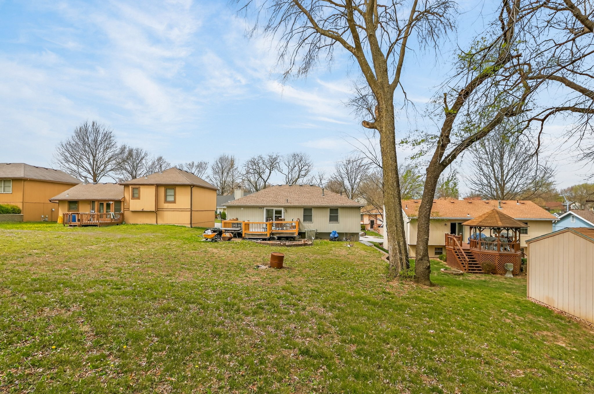 4115 N Troost Ave-006