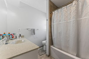 4115 N Troost Ave-026