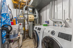 4115 N Troost Ave-032