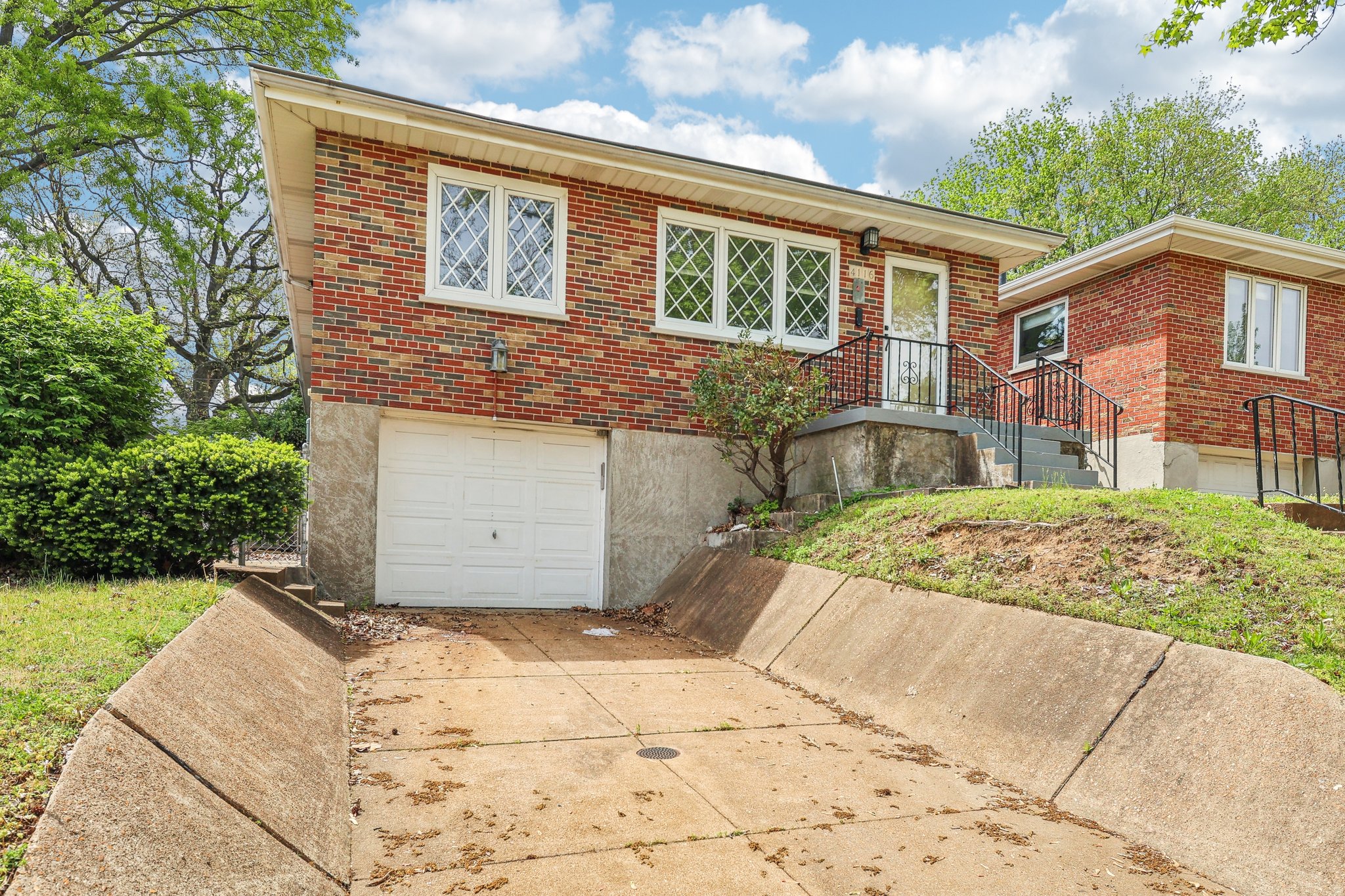 4116 Parker Ave-2404-003.jpg