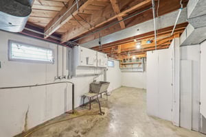 4116 Parker Ave-2404-030.jpg