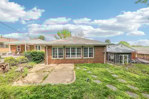 4116 Parker Ave-2404-035.jpg