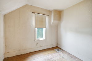  Photo 36