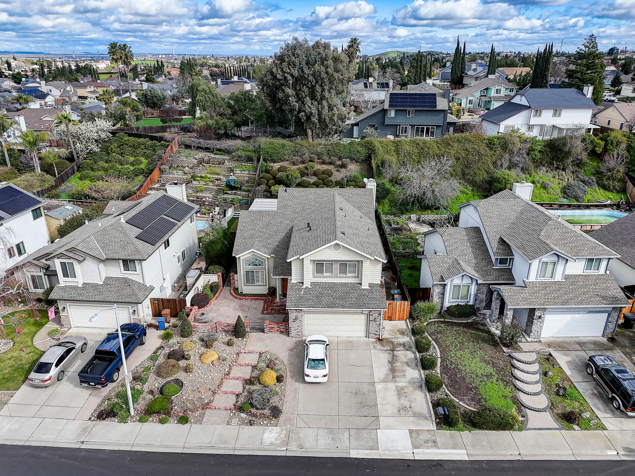 Rocky Point Dr-052