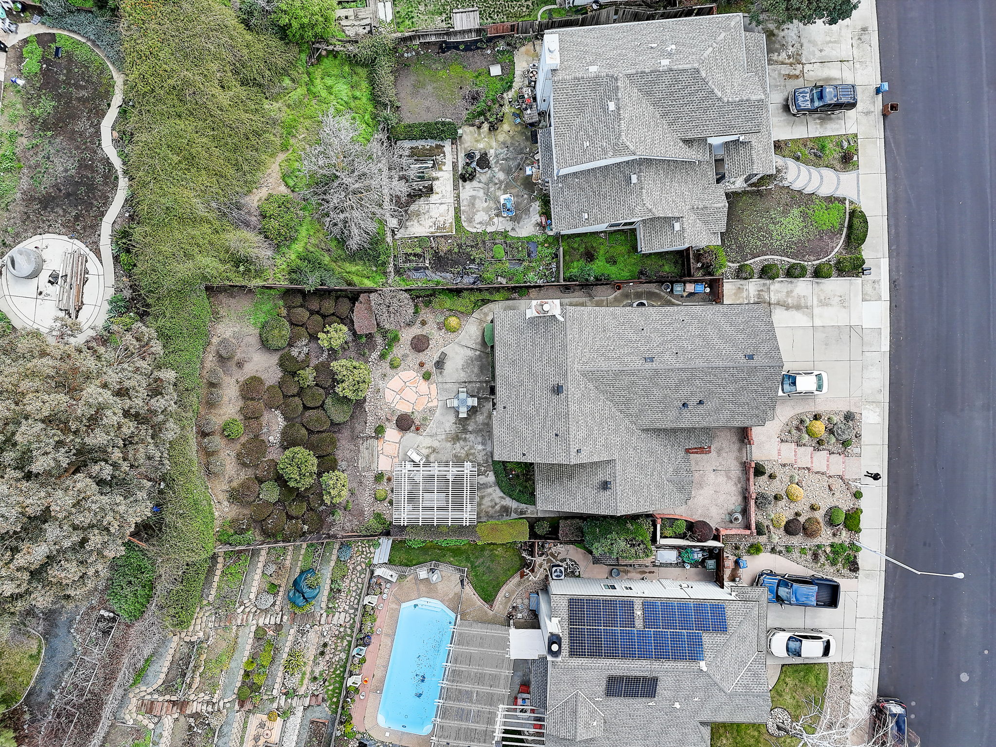 Rocky Point Dr-053