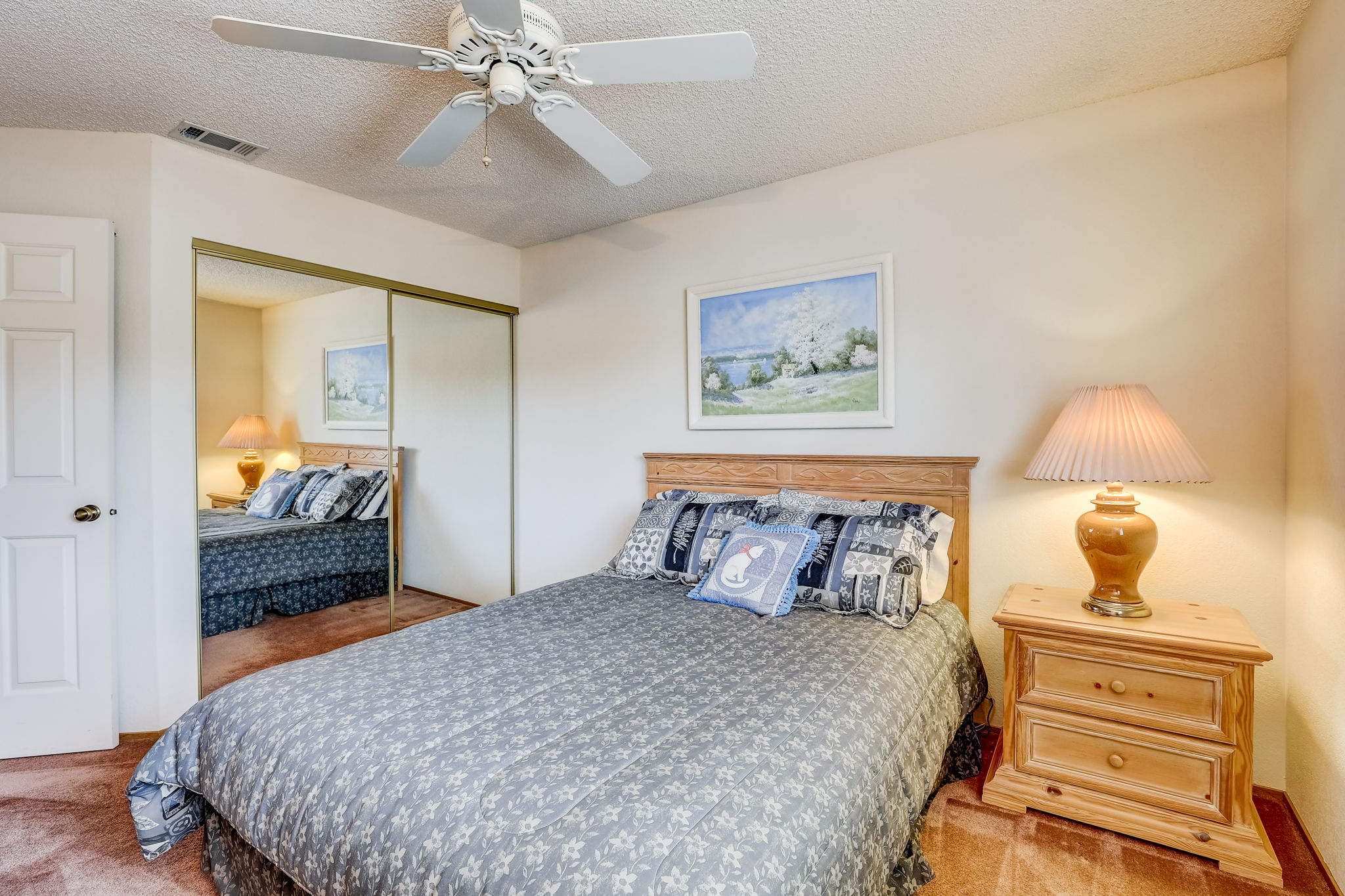 Rocky Point Dr-024