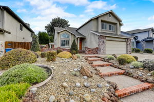 Rocky Point Dr-035