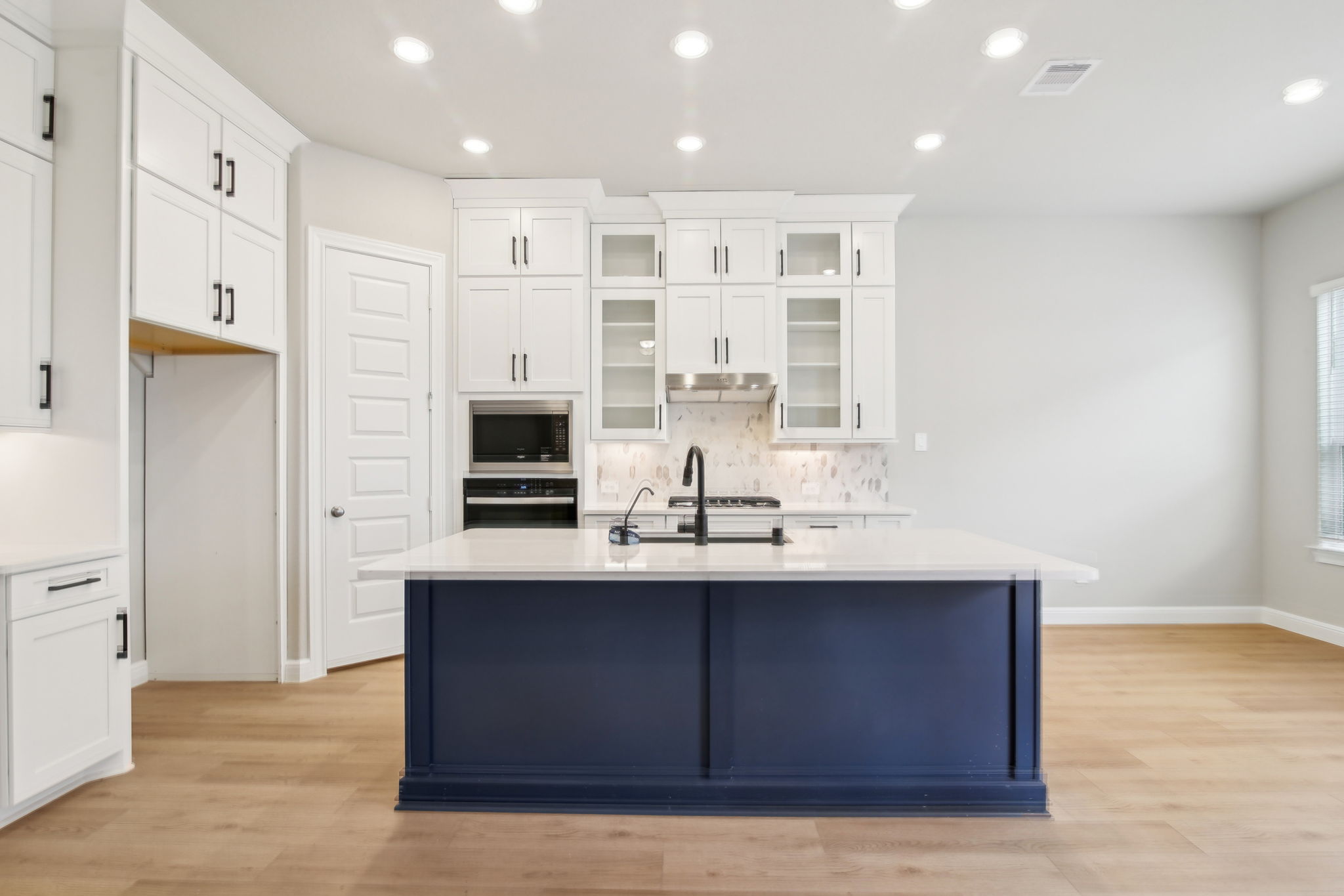 Houston - Spring Brook Village - 4118 Farm Hollow, Houston, TX 77080 - 014