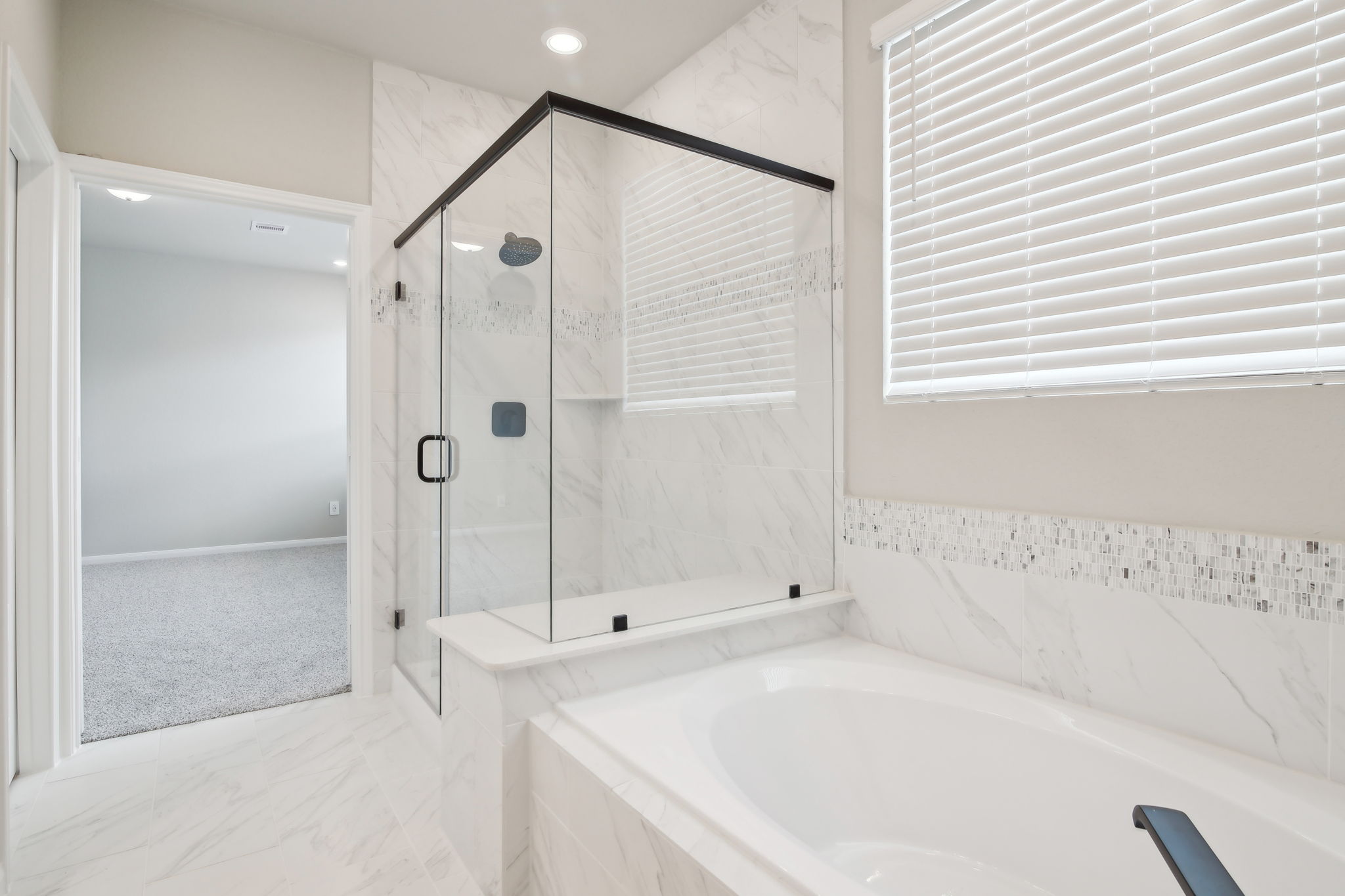 Houston - Spring Brook Village - 4118 Farm Hollow, Houston, TX 77080 - 032