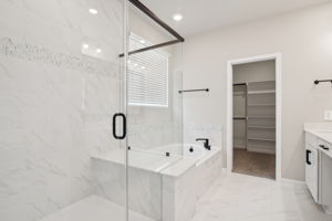 Houston - Spring Brook Village - 4118 Farm Hollow, Houston, TX 77080 - 030