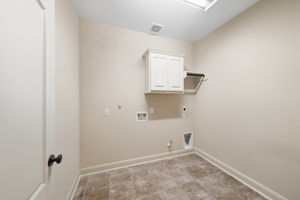  Photo 39