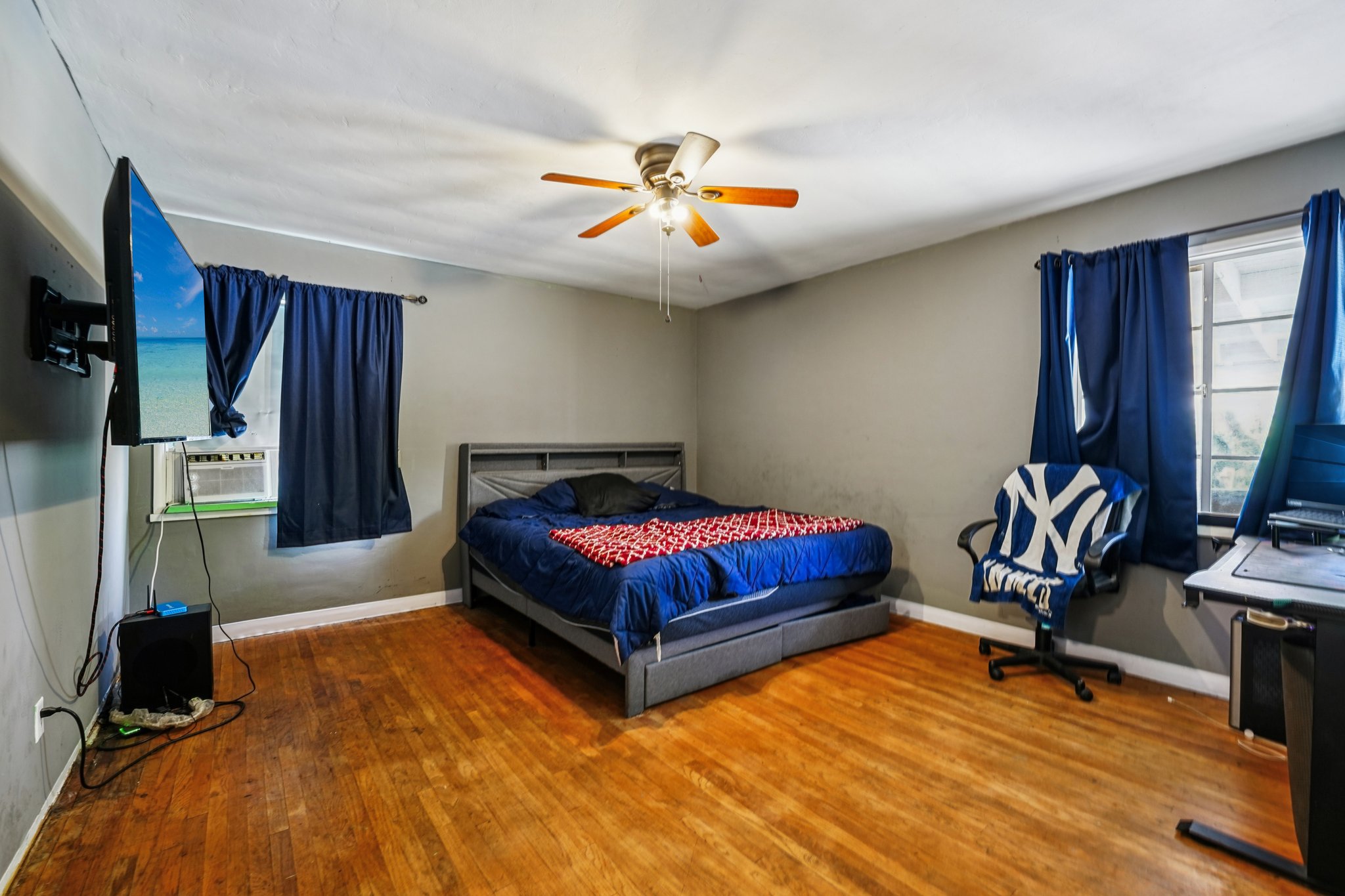 Stetson Ave-S1004-025.jpg